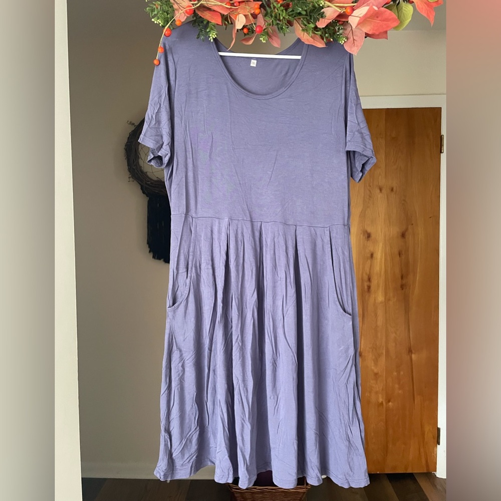 Women’s causal dress with pockets. Size 2X